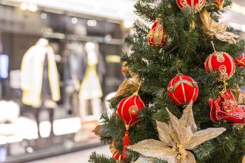 Maximize Sales with Strategic Seasonal Merchandising